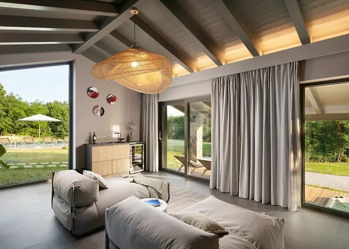 Baracchi Comfortable Villa