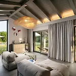 Baracchi Comfortable Villa